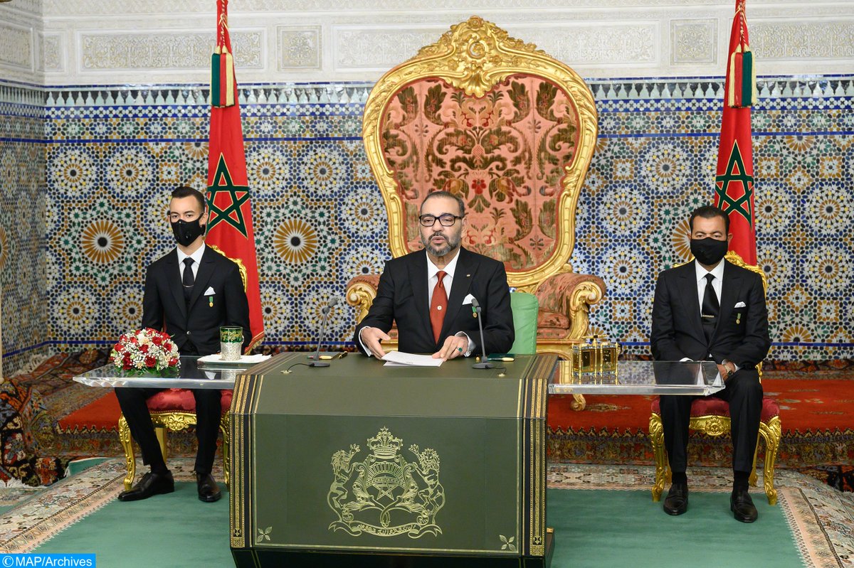 جلالة الملك يوجه خطابا ساميا إلى الأمة بمناسبة الذكرى السادسة والأربعين للمسيرة الخضراء المظفرة

bit.ly/3qsGf8n

SM le Roi adresse un discours à la Nation à l’occasion du 46ème anniversaire de la Marche verte

bit.ly/3GZQYgj