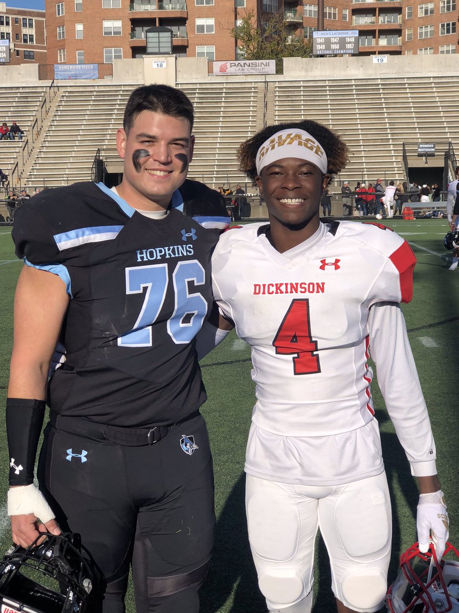 CoachThomas05's tweet photo. Stormfam alumni met on the gridiron today. So proud of you both! 👊🏾🖤
@_tank76_ @JReid_7 @SLS_alumni https://t.co/ByzPrAxIIs
