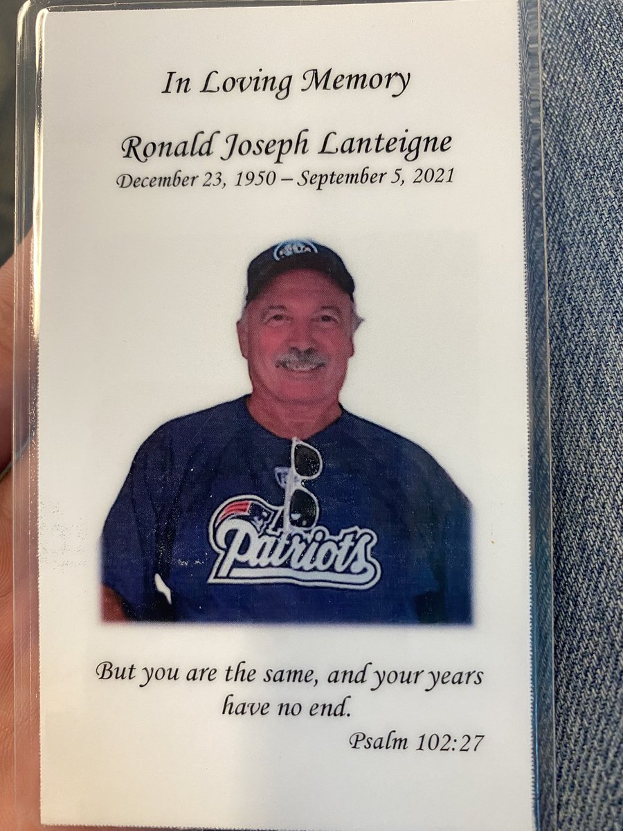 Hutch_Kimberly's tweet photo. Got to say goodbye to my Uncle Ronnie today at his celebration of life. He got to go back to the ocean that he loved in North Carolina. We will miss you dearly. Rest In Peace. Until we meet again ❤️ https://t.co/6HmAamGS6E