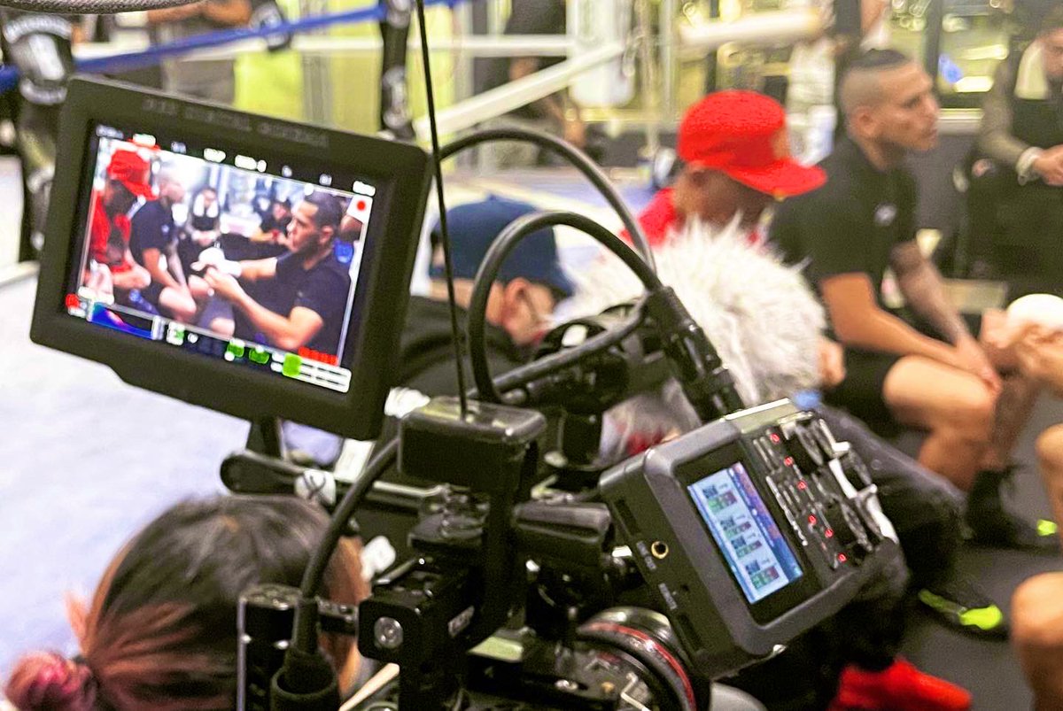 envijo's tweet photo. Envijo just returned from a week in Los Angeles capturing the incredible story of the Benavidez family for a pilot we will be turning into a documentary series 🎥🔥🥊. 
#Boxing #DavidBenavidez #ShowtimeBoxing #CaneloPlant #Documentary #FightNight https://t.co/i2aRqHHpeM