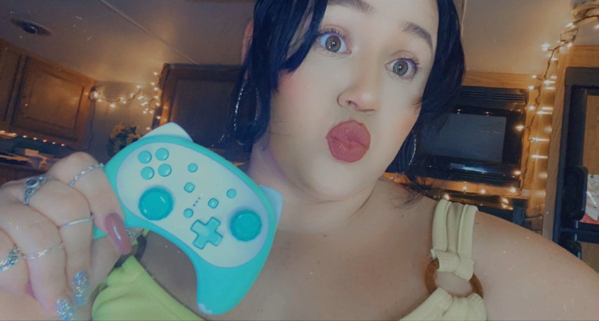 Rango_Chan_'s tweet photo. Stream starting at 11pm tonight! #TwitchStreamers #livestreaming #smallstreamer #twitchaffiliate #gamergirl #livestreaming #NintendoSwitch #Skyrim #Switch #stream #streamer #streaming https://t.co/5dv4QggwB1