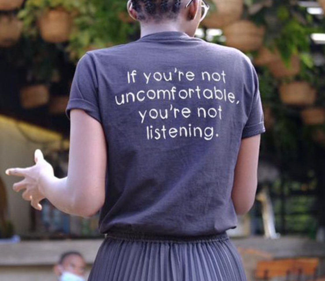 Rwothomio Gabriel from No White Saviours nowhitesaviors.org on #Voluntourism and #WhiteSaviorism: solidaritaet.podigee.io/66-no-white-sa…