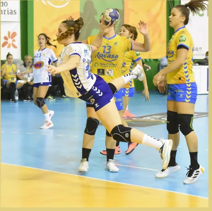 Primeros goles en División de Honor. 
¡Sigue peleando con actitud por lo que crees!.
Lástima que no ha acompañado la victoria de <a href="/BMGranollers/">BM Granollers</a> , pero llegarán. 💪💪💪
