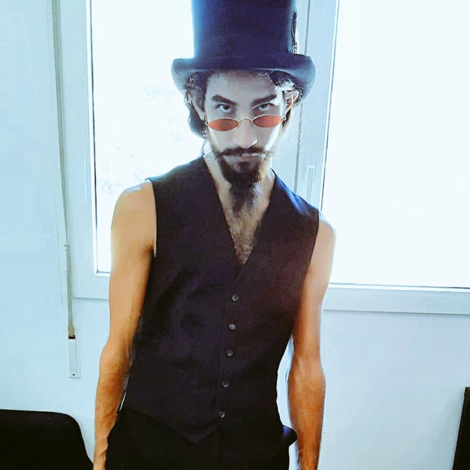 I am he that walks in the graveyard, Strolling in the moonlit fields, Welcoming the dead souls to their<a href="/tag/baronsamedi"class="tags"><span>#baronsamedi</span></a>