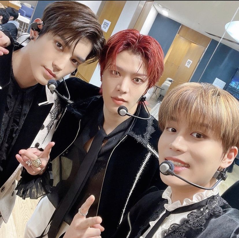 neoculturezeon's tweet photo. I Vote for NCT 127 and NCT DREAM #NCT #VOTE NCT 127 #NCT127_Favorite #MAMAVOTE #NCTMAMA #AWARD https://t.co/RSsXFeARL8