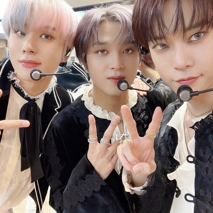 neoculturezeon's tweet photo. I Vote for NCT 127 and NCT DREAM #NCT #VOTE NCT 127 #NCT127_Favorite #MAMAVOTE #NCTMAMA #AWARD https://t.co/RSsXFeARL8