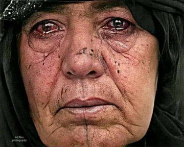 hussinalezzi5's tweet photo. إلى سيدتي المكلومةحمده المأربيةسلام عليك وع قلبك الموجوع وبعد
منذذلك اليوم ودموعك الحرّاءتطعن القلوب وتسلب من عيون الكرام لذيذالمنام واليوم لك أن تفاخري بكل الذين تداعوا للسلاح من أجلك
إن جوهرالأماني العراض والتضحيات الجسام أن نرسم الابتسامة ع شفاه  المظلومين وأرجوأن نراك تبتسمين https://t.co/KKLyjl9TPv