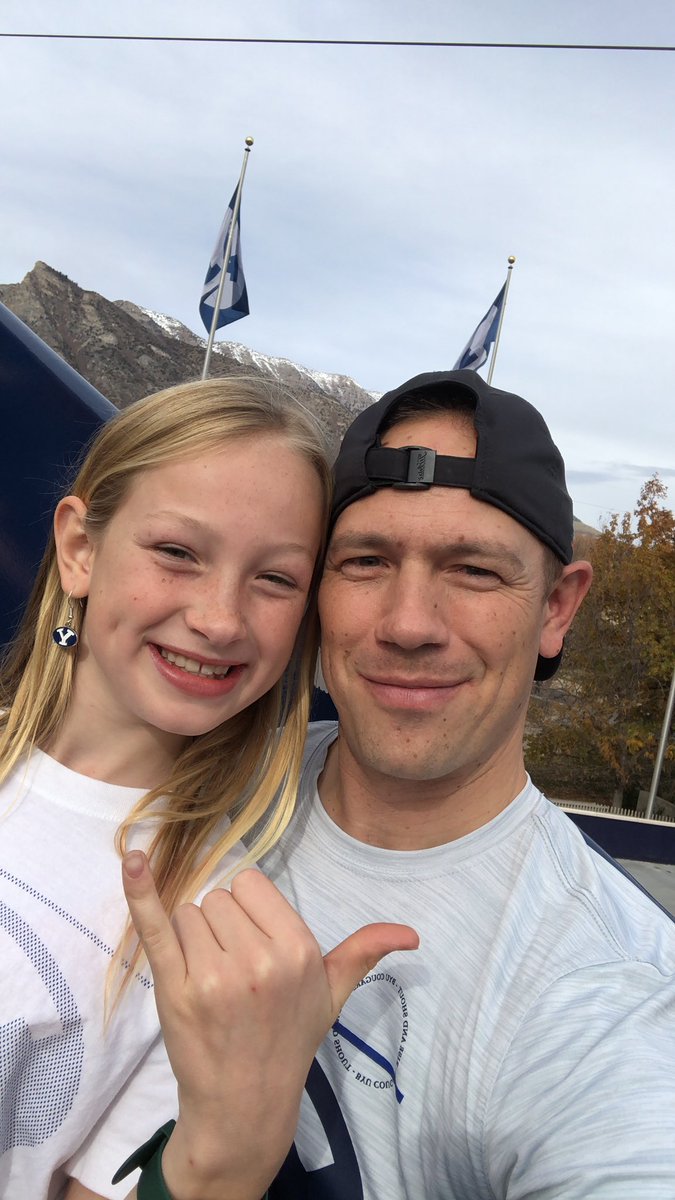 taeadad's tweet photo. BYU fan right here #BYUFootball https://t.co/tENZs75ycv