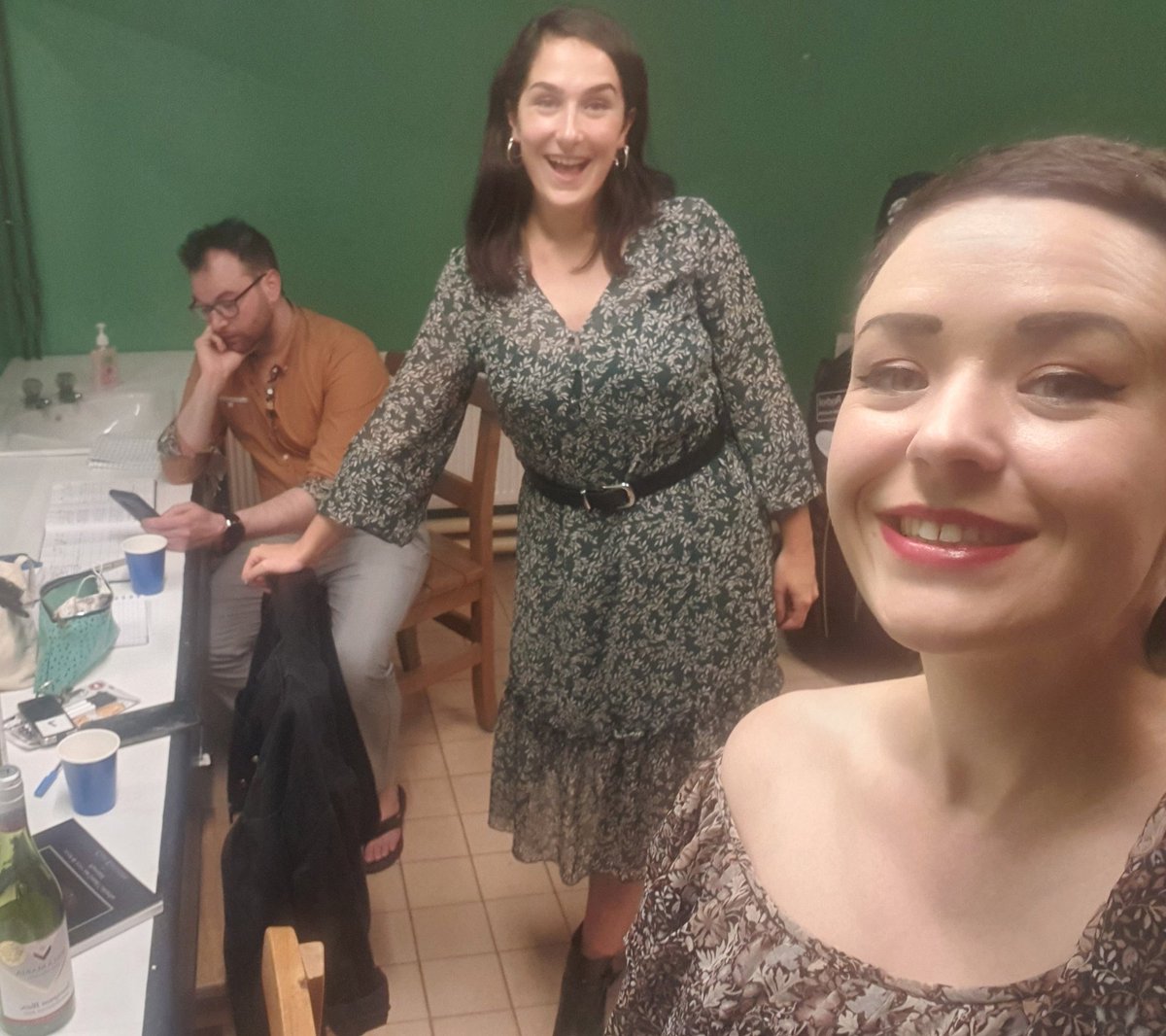 Emma Langford tweet media