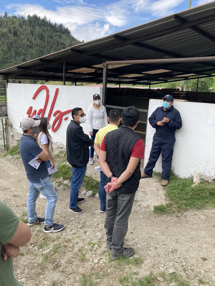 UDLAEcuador's tweet image. #EDNUDLA Hoy los nuevos estudiantes del #MBA visitaron La Granja para aprender sobre los procesos productivos y realizar actividades que potencien sus habilidades y talentos.