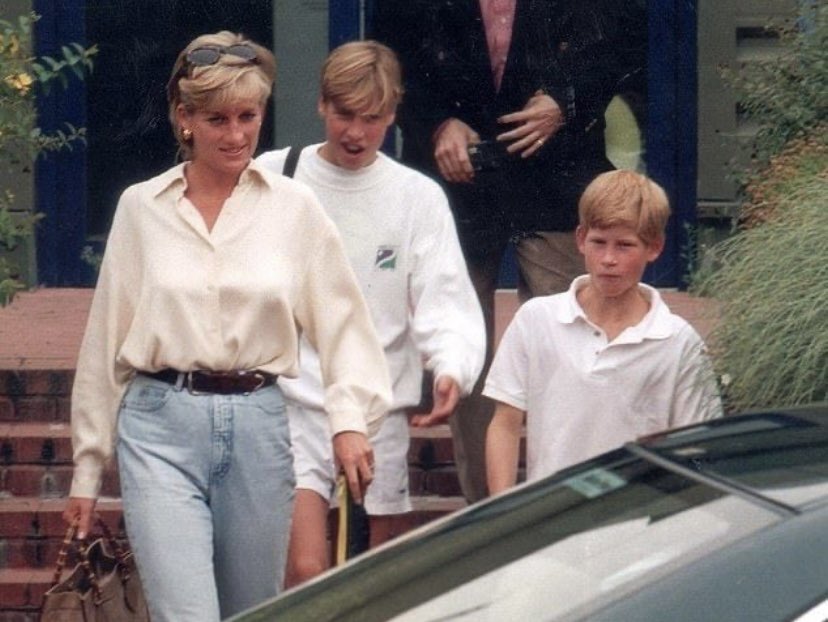 divineysl's tweet photo. princess diana being a hot mom and taking her kids to the gym with her https://t.co/2iMo3KEZU5