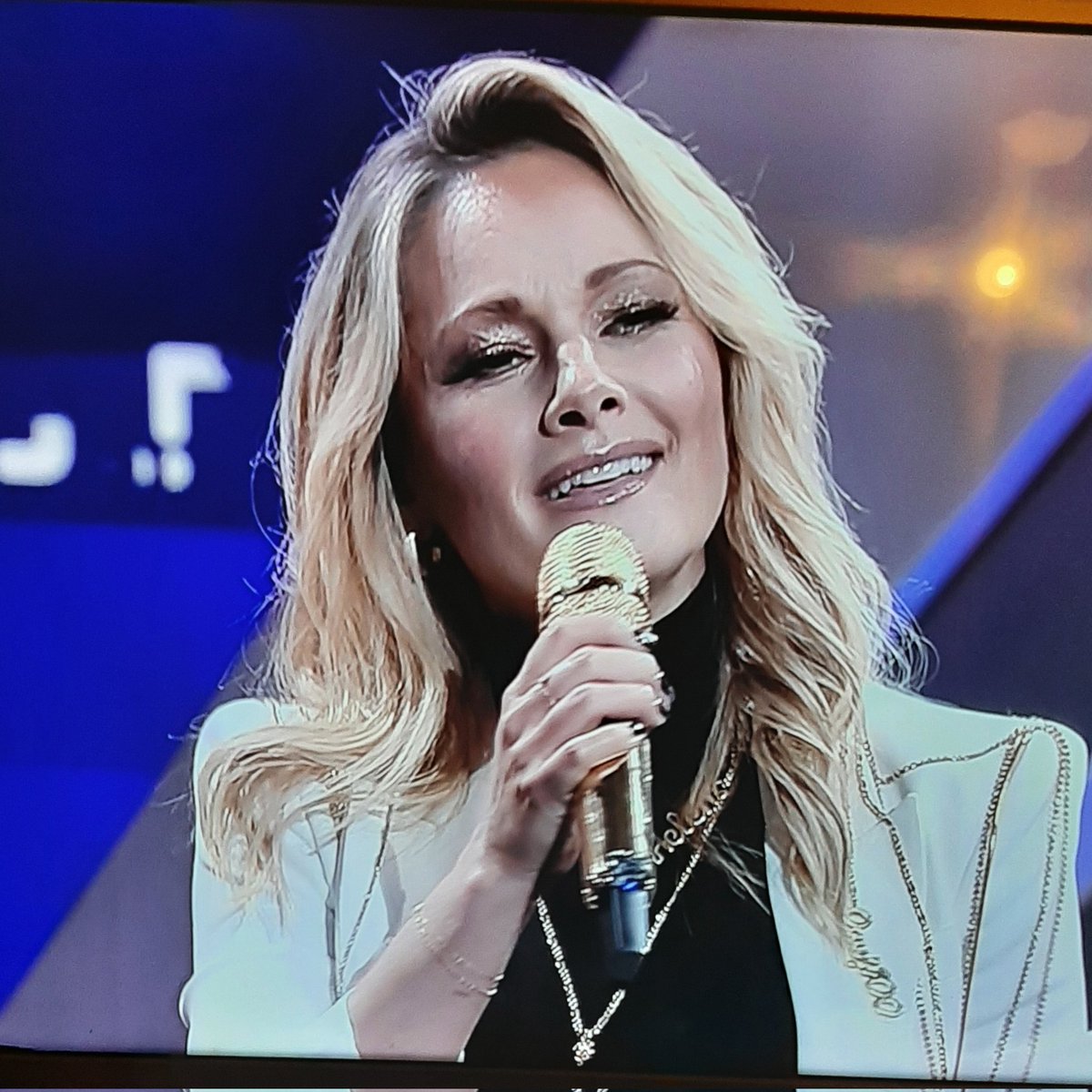 Man muss kein Fan ihrer Musikrichtung sein, trotzdem kann man neidlos anerkennen, dass <a href="/_Helene_Fischer/">Helene Fischer</a> eine unglaublich gute Sängerin ist. Und auch verdammt gut aussieht. #Wettendass #abba #thankyouforthemusic