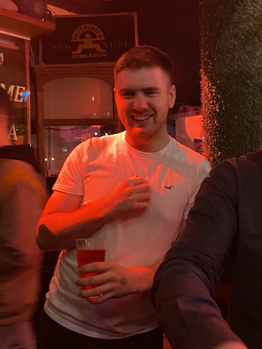 MartinLucasLyo1's tweet photo. @DuckyRiordan94 our Young Snot is on a well deserved night off. #snotbuild #selfbuild @PaudieP @DermotBannon @JoeBrolly1993 @Reardenscork https://t.co/CPhaX2DIrk