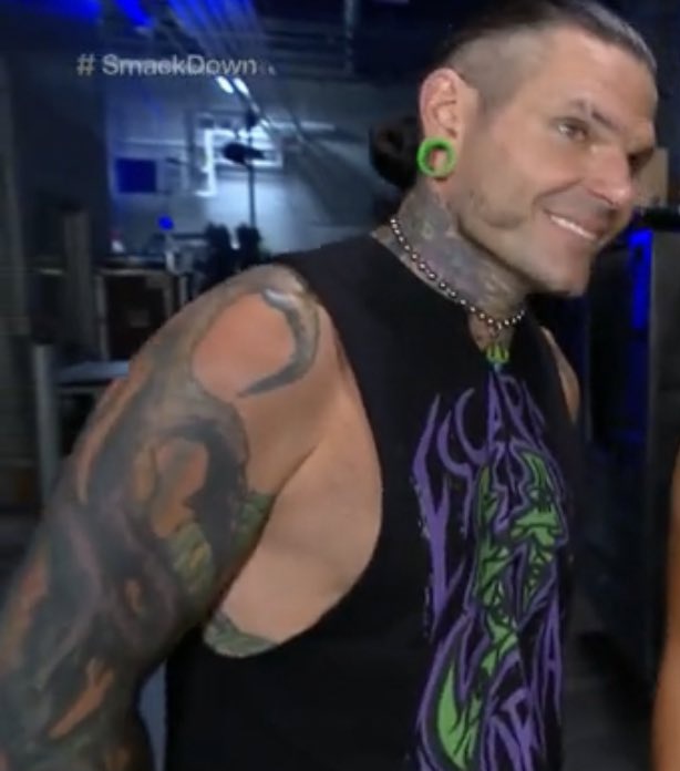 Cleansing the timeline and my emotions with Jeff Hardy. Blessings. https://t.co/xyxAXfPoY3