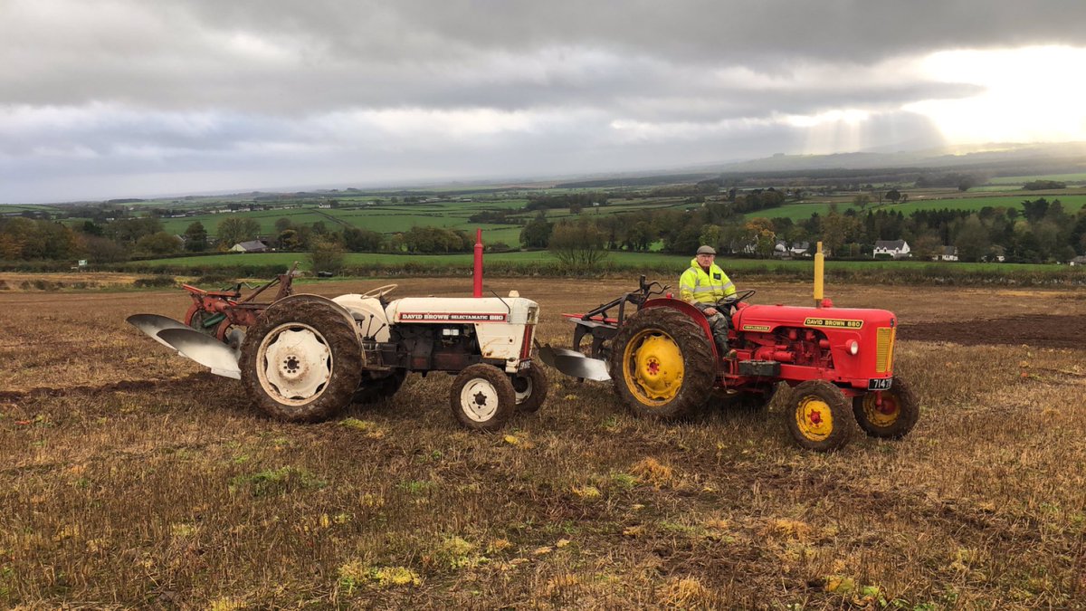 BIG5TU's tweet photo. First ploughing match for us for a while, it was wet it was windy and it was mucky. But we went home happy 👌🏽 https://t.co/QJRnQaI3fl