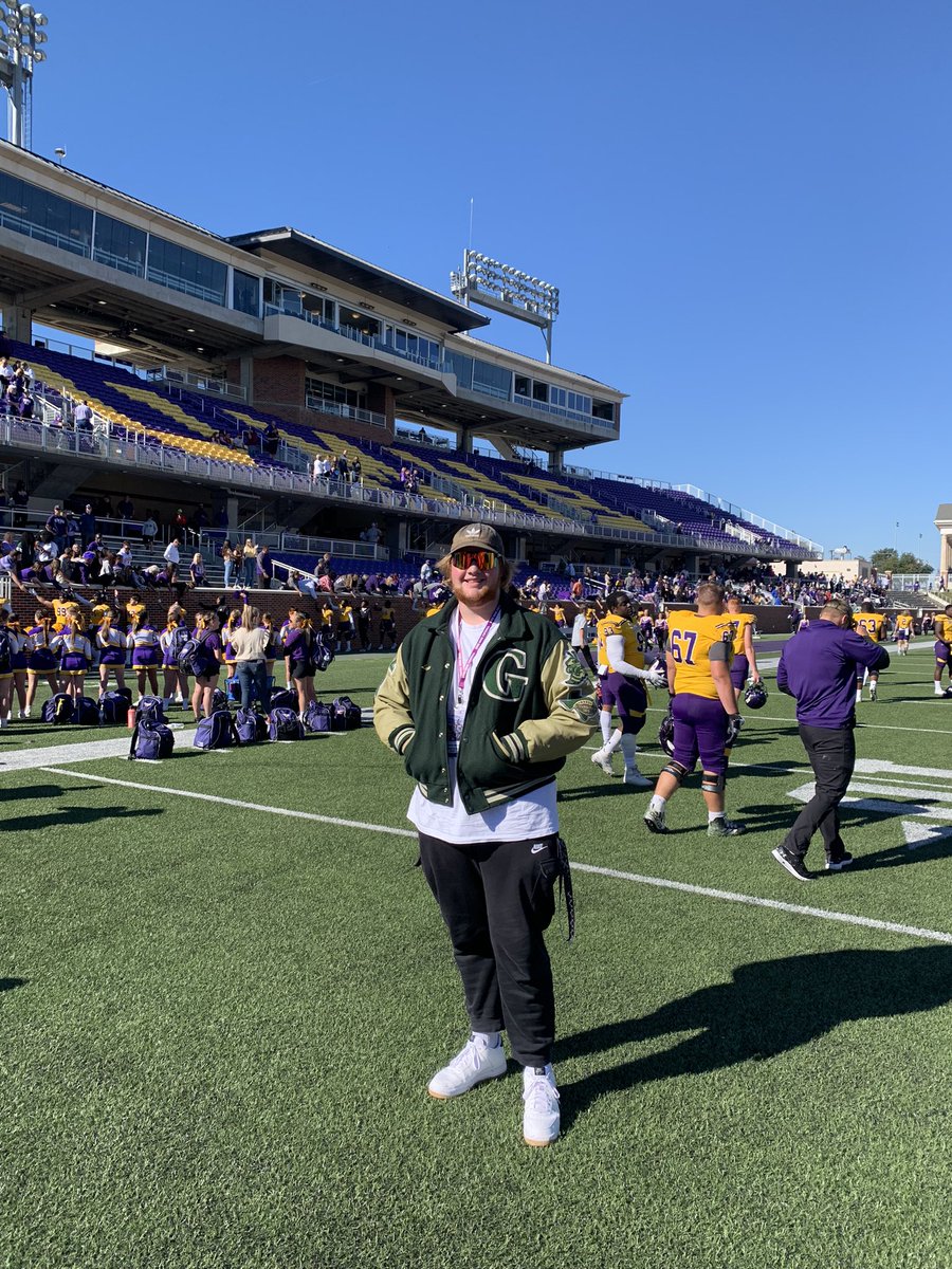 LukasMullin's tweet photo. AMAZING game day visit to @CruSports @CruFootball thanks to @CoachReinfranck @Coach_Rieken @CoachGoff50 for the conversations and time and attention today! https://t.co/YSHhh358wz