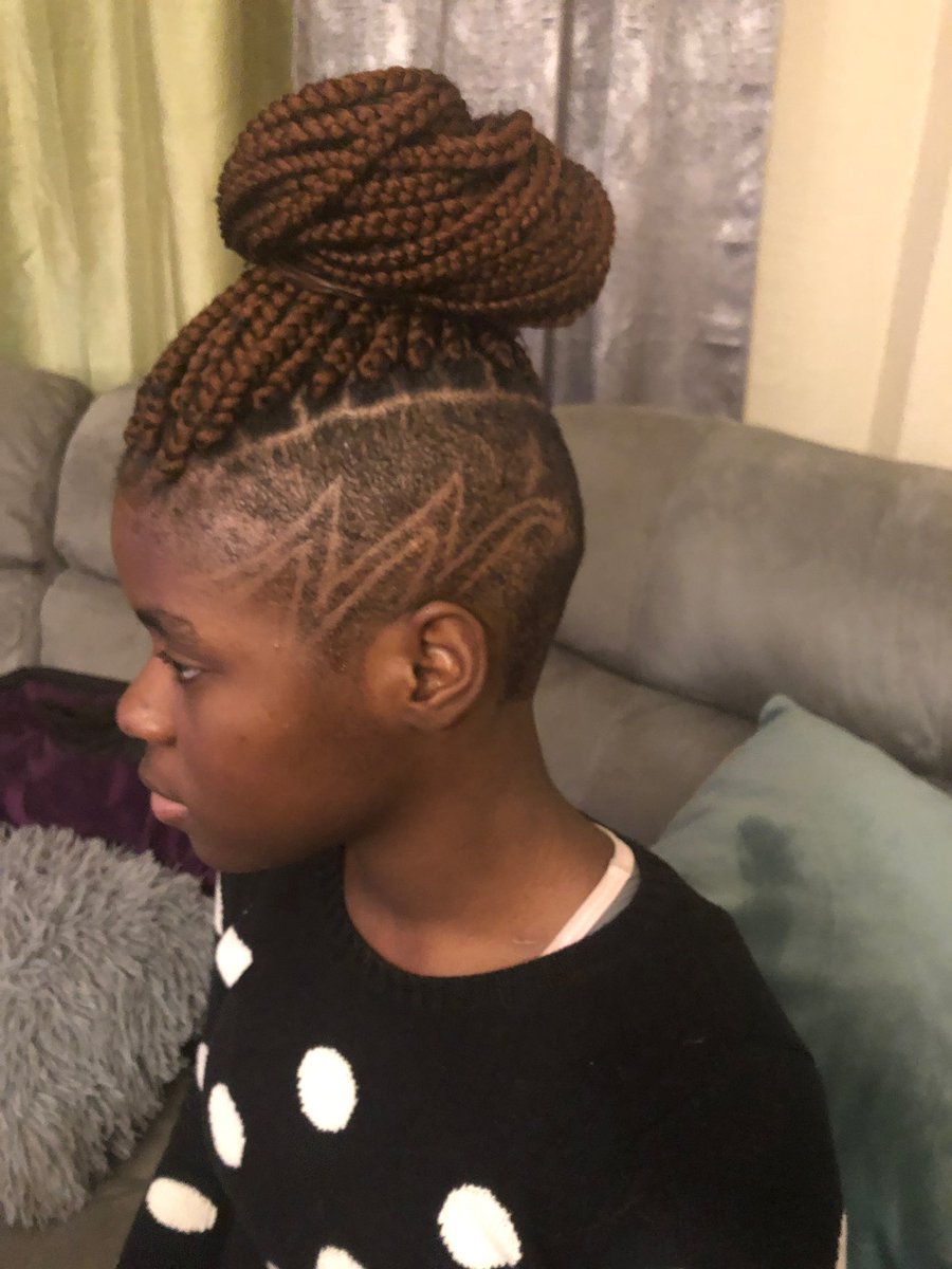 LisaRoznerTV's tweet photo. SEARCH FOR JASHYAH: Some clearer photos of 14 y/o Jashyah Moore given to me by her mother. Pls note she no longer has a nose ring. Last seen wearing a black jacket, boots + khakis. More in our piece at 11p @CBSNewYork https://t.co/SpCdOdE5lr