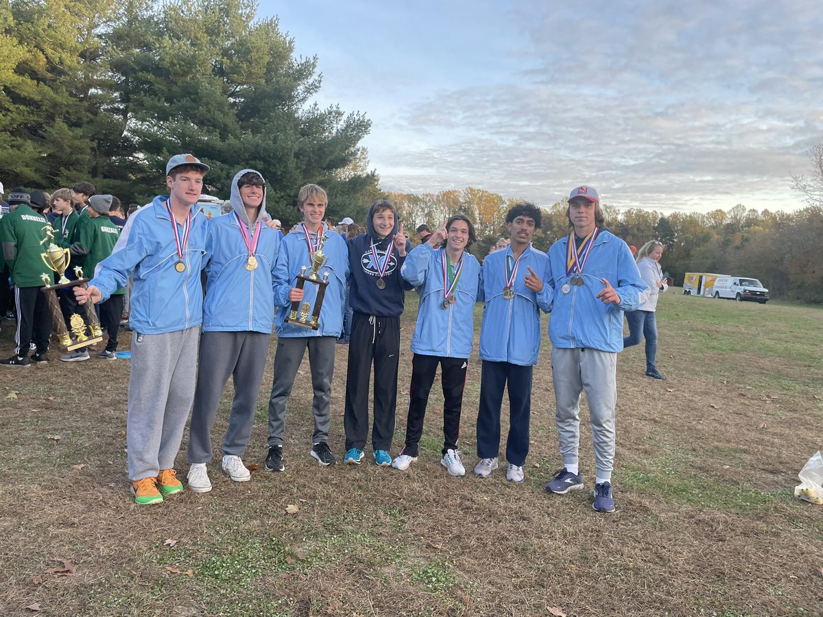 Cape Boys XC, conference champions! @kdegregoryCAPE @CapeSports @cape_sd