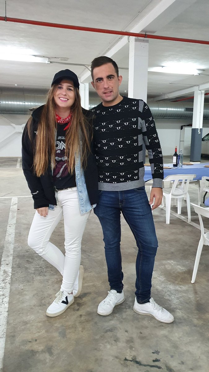 Décima temporada acabada con éxito!!! 19...  to ...29 🙉 casi naaa

El caganiu cogiendo el relevo.
#hermanos #compis #taxi #temporada2021 @Sicologic