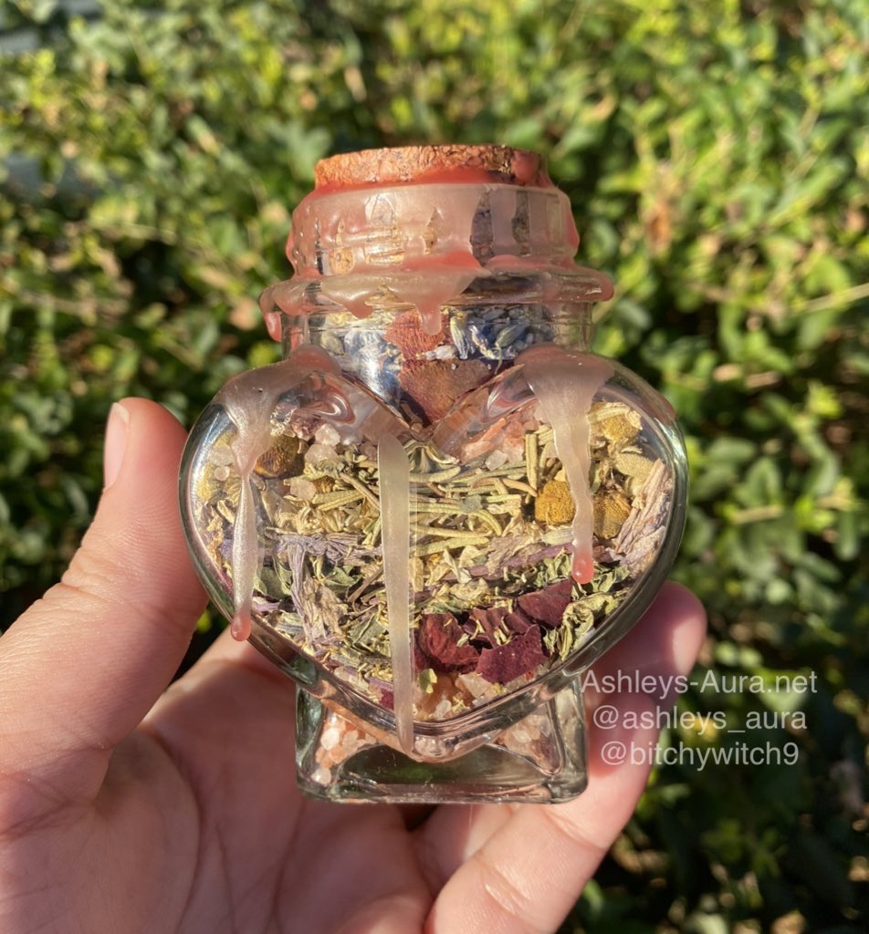 BitchyWitch9's tweet photo. Would love to make a sale today!! Happy #SmallBusinessSaturday!! 

💫 Link in comments to shop!! 💫 https://t.co/cF0FvmYj0o