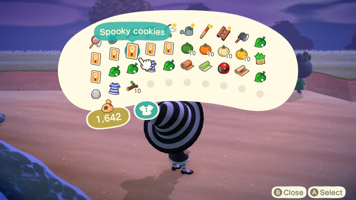 cozycirce's tweet photo. anyone need the spooky cookies recipe? I have 5 spare because I haven't learnt how to read recipes yet so my villagers keep giving them to me https://t.co/LJZGN5OqZu