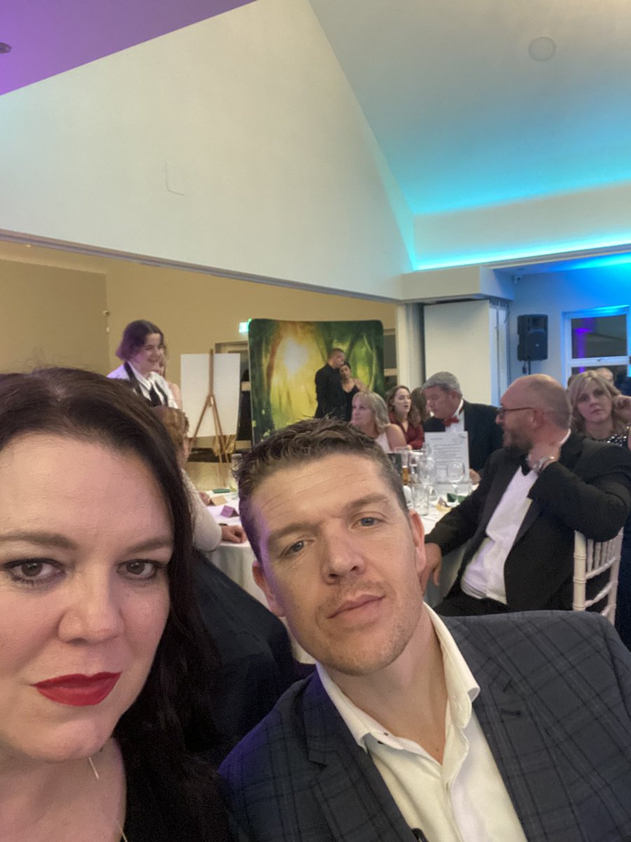 DoubleTimeUK's tweet photo. Back singing tonight, raising funds for the incredible @MeandDeeUK charity and singing together for the first time in a while @AndyQuinn_Fire @hilssinger https://t.co/Leg2UdZREV