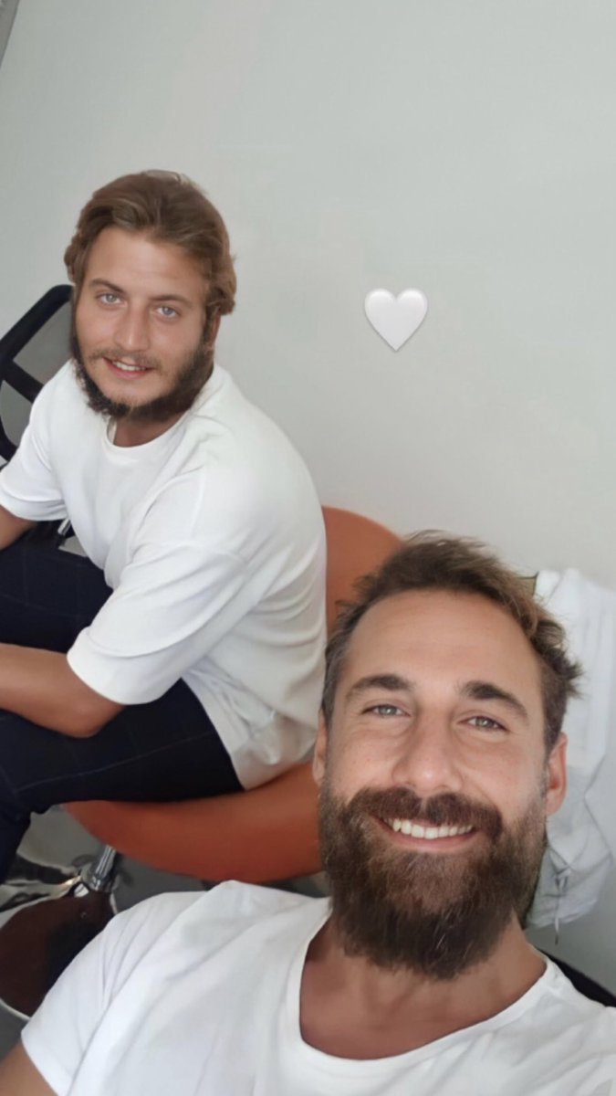 BERKAY_YVKRN's tweet photo. Dostluk🧿💙 @DoraUgurtan @berkayuvakurann https://t.co/0ixRR3Z0km