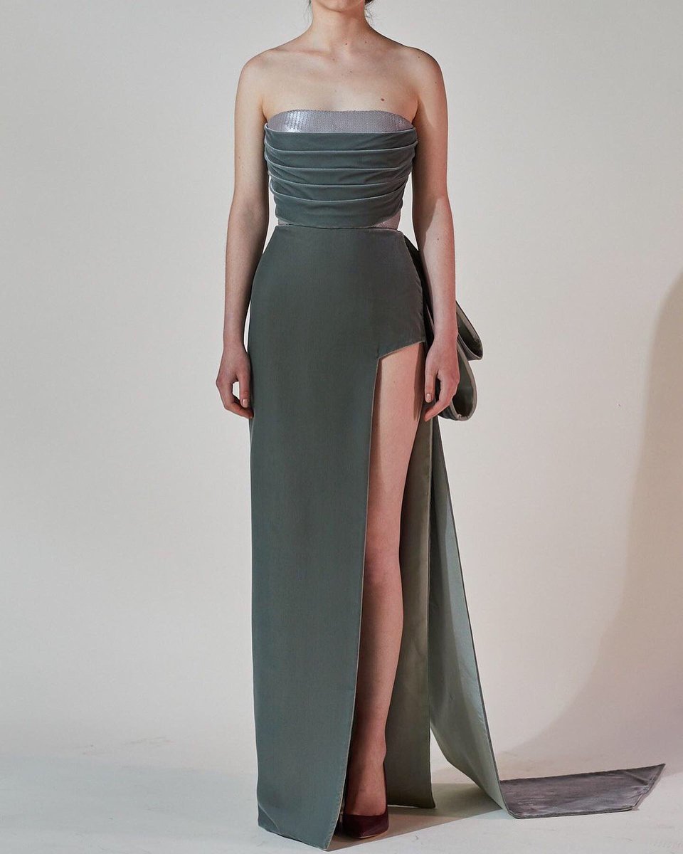 Wow them in this velvet stunner by <a href="/azziandosta/">AZZI & OSTA</a>