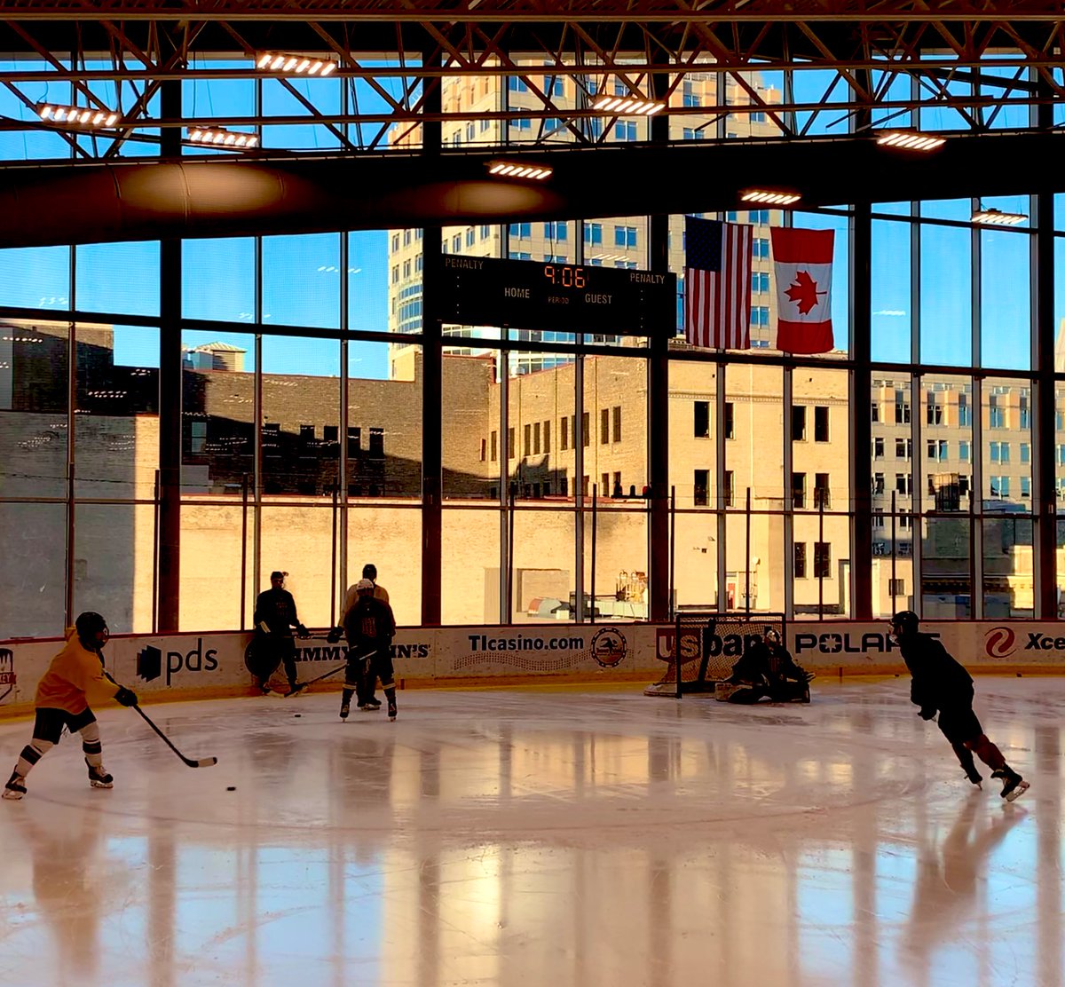 Hamline Men’s Hockey tweet media