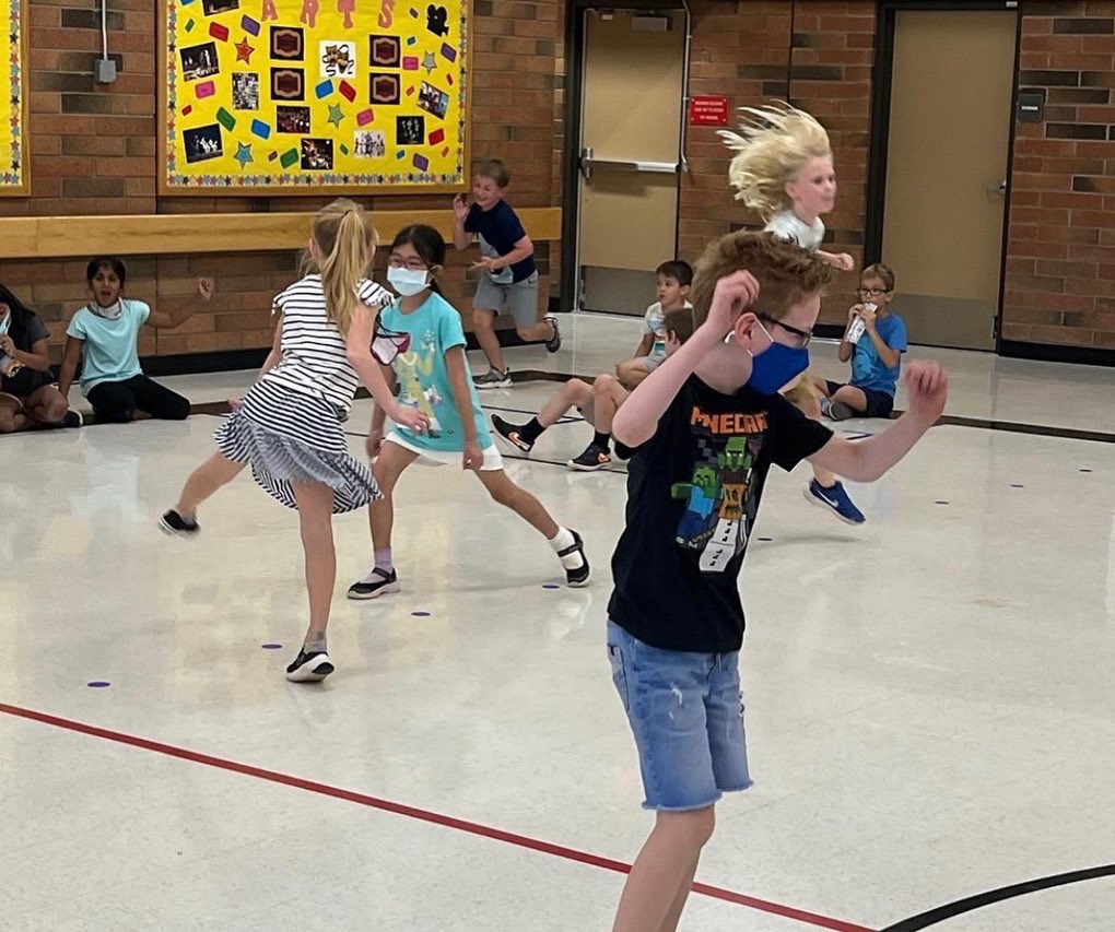 GiftedWeinberg's tweet image. What do water, magic, music, popsicles and parties have to do with each other? Post 1/2. They’re all a part of Friday at WGA! @WGA4th had a blast at the @projectwet and @cityofchandler Water Festival..,