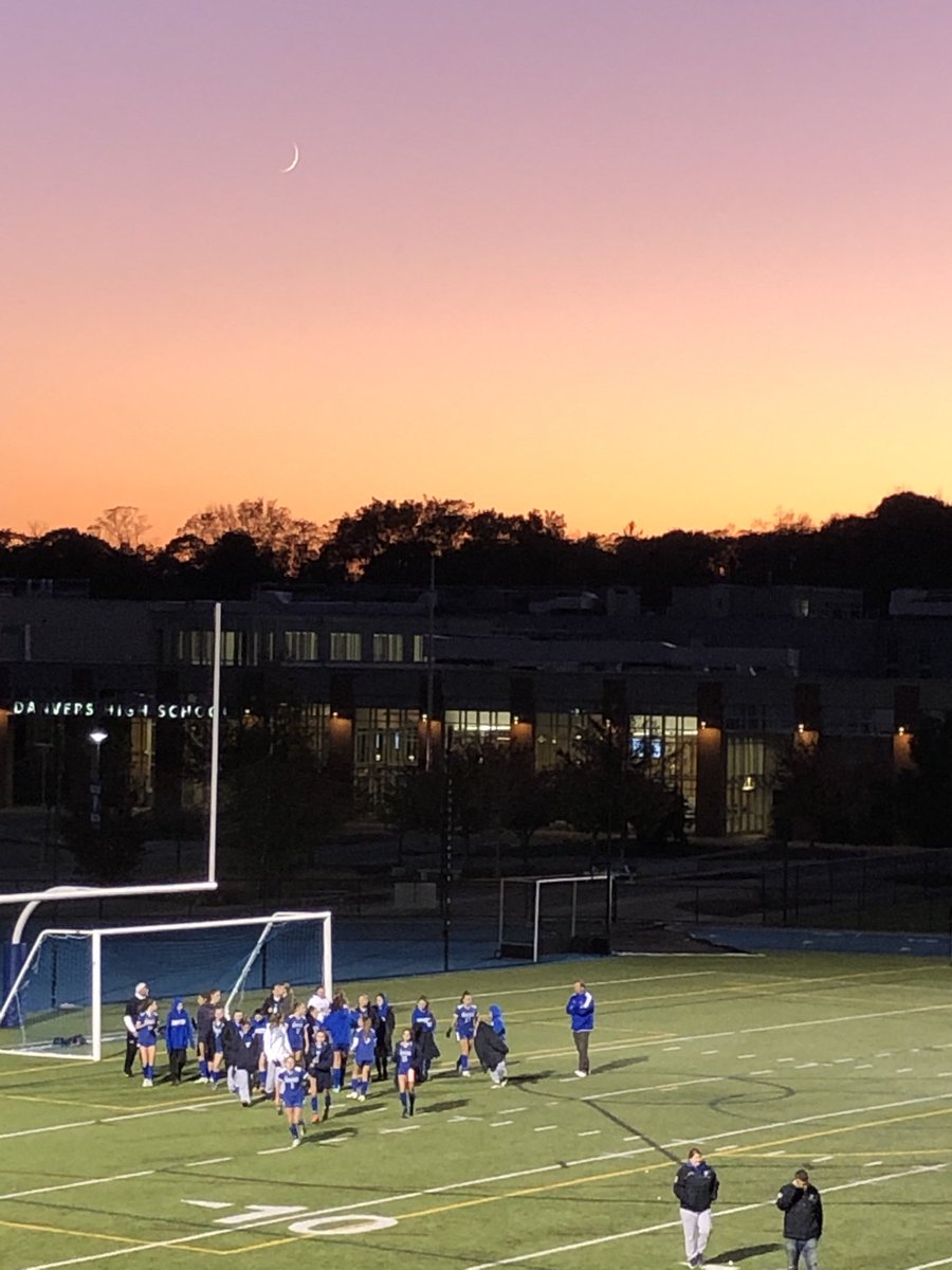 WeAreDanvers's tweet photo. Falcons girls soccer 0-0 at the half vs North Attleboro. https://t.co/UzJkArnAx1