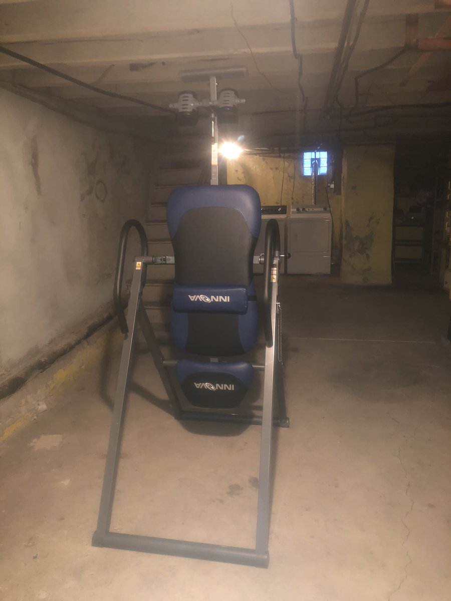 Cuginoeddie1975's tweet image. Finally broke down and got one of these after wanting one for years, hear they are great for the spine plus I can do upside sit-ups on it. #inversiontable #health #fitness #spine #back