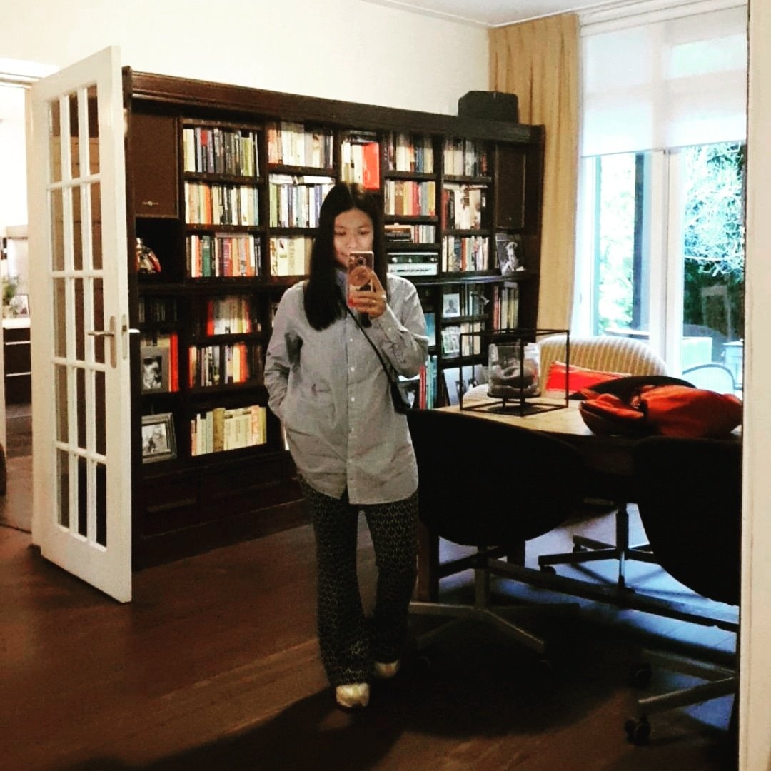 Ssupattra15's tweet photo. I grow up with love in here.
#Netherlands 
👧🏻👩‍🦳💎💄🍷 https://t.co/UjmPjUd7Mk