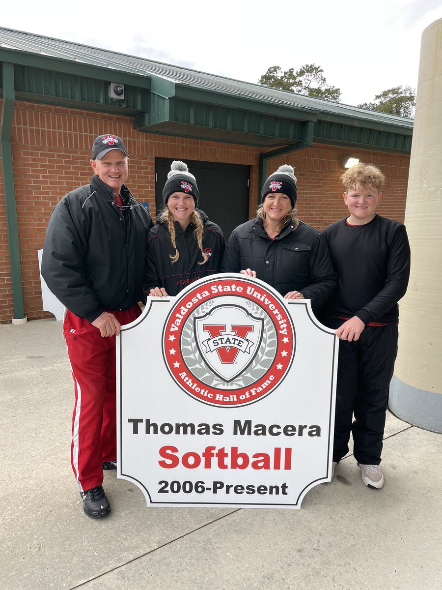 29maddog's tweet image. Honored to be inducted into the VSU Athletic Hall of Fame. Couldn’t have done this without all the great players I’ve coached through the years. #blessed