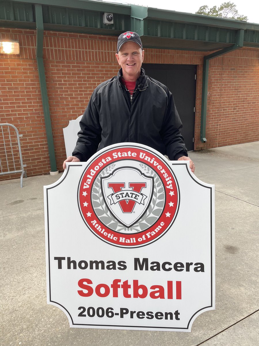 29maddog's tweet image. Honored to be inducted into the VSU Athletic Hall of Fame. Couldn’t have done this without all the great players I’ve coached through the years. #blessed