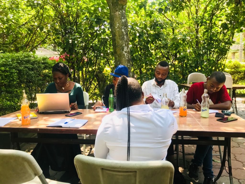 AssociationNdfd's tweet photo. #Goma RDC: les décisions prises aujourd'hui en matière de L'entreprenariat, détermineront la vie de demain.
#Les jeunes s'interrogent en matière entreprenarial https://t.co/XpKknkjYWq