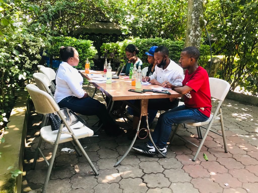 AssociationNdfd's tweet photo. #Goma RDC: les décisions prises aujourd'hui en matière de L'entreprenariat, détermineront la vie de demain.
#Les jeunes s'interrogent en matière entreprenarial https://t.co/XpKknkjYWq