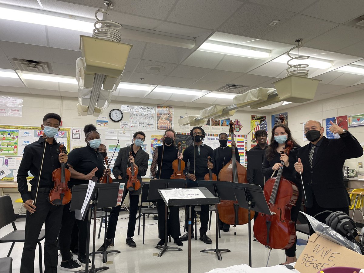 Sergiobatuta's tweet photo. #JacksonPhilhsrmonicRiseUp
#WonderfulPerformance atGMEA Solo and Ensemble 
@APSMHJHSJaguars @DrLisaHerring @drizm26 @spatzyspatz @MusicAtSPARK @sara_womack https://t.co/SS1Ne8Y2IU
