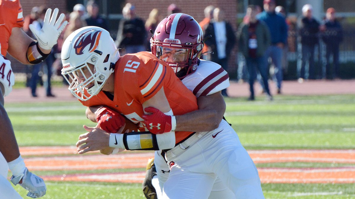 #Muhlenberg football topples Susquehanna, 52-27, in matchup of nationally ranked teams, to move closer to Centennial Conference championship, NCAA bid. The Mules reached eight wins for the ninth straight season. muhlenbergsports.com/news/2021/11/6… #CentConf #d3fb @DigInMules @d3football