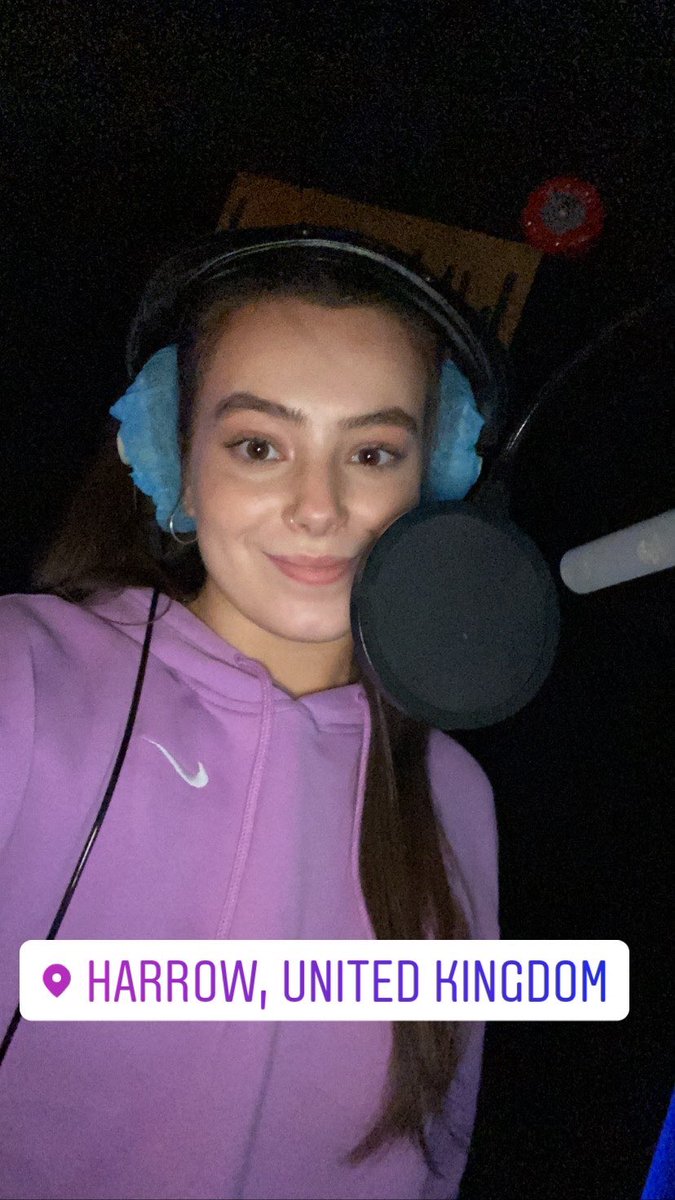 What a fab Saturday! Started off at rehearsals for Jack And The Beanstalk 🌱 <a href="/HackneyEmpire/">Hackney Empire</a> and finished the day dubbing a new series  <a href="/ADRenalineLDN/">we are ADRENALINE</a> ✨