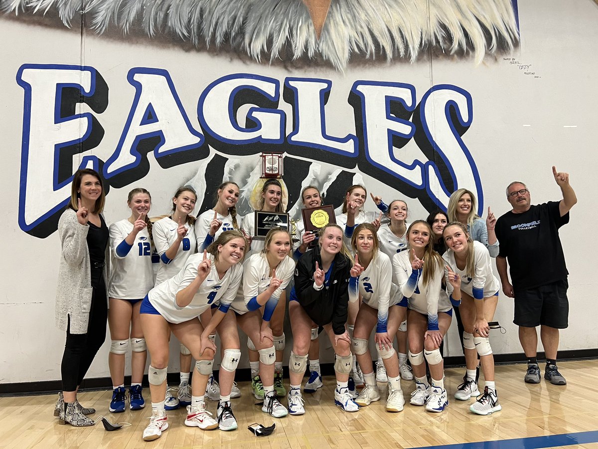 GoBlue_Kris's tweet photo. @Eagle_athletics are on to the State Championships!!! And we have the absolute BEST STUDENT SECTION around!!! Way to go girls!!!!! #7thWoMan @KNelson2023L_DS @tristan_caudill @JoshDunn2022 @Gabe_Estebanes @BodeHogan @TheEagleWay @Scotty_G6 @BoCoPreps https://t.co/STn0LUiuCQ