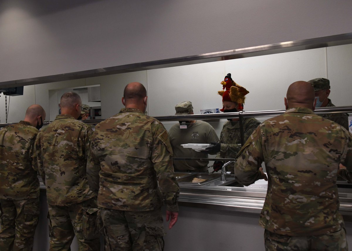 144thFW's tweet photo. Thank you #TeamFresno and #144thFW for all that you do! ππ¦
The 144th FW Base leadership team serves a Thanksgiving holiday meal to base personnel during drill weekend Nov. 6 at the Fresno ANG Base in CA.
#drillweekend #goGuard #join144 #grateful #thankyou https://t.co/OMBV95M4Of