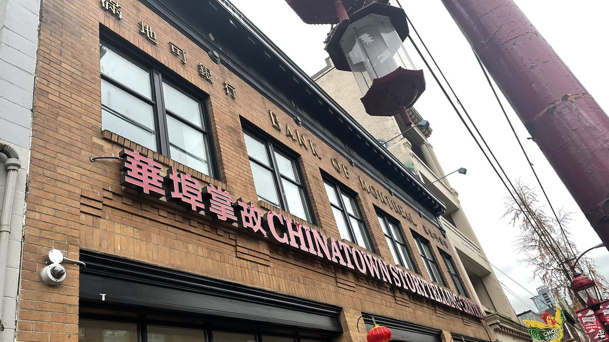 YvonneZ63975558's tweet photo. It's our honour to volunteer at Chinatown Storytelling Centre @Chinatown_SC. What an amazing event to share and tell stories of past, current and future.
#vsc @kitamura_james @sasha_mori777 @Andrewlee2017 @MarcoYu211 https://t.co/TvuJob57m2