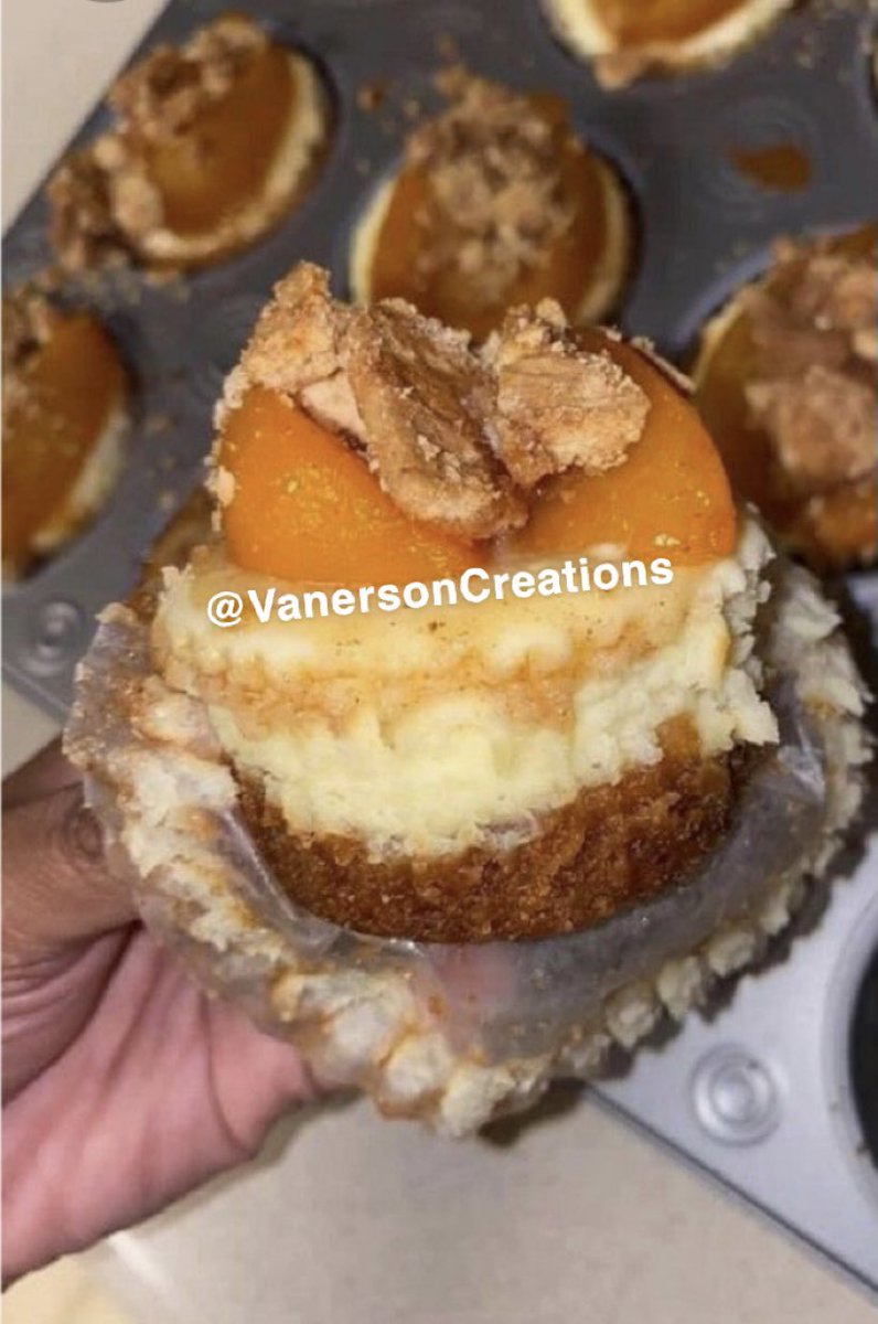 VanersonDelight's tweet photo. Peach Cobbler Cheesecake Bites #DFW #SmallBusiness #cheesecake #baker https://t.co/9W648QNfdT