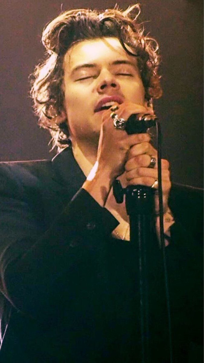 thestylesfandom's tweet photo. https://t.co/fMM6NmqZDi