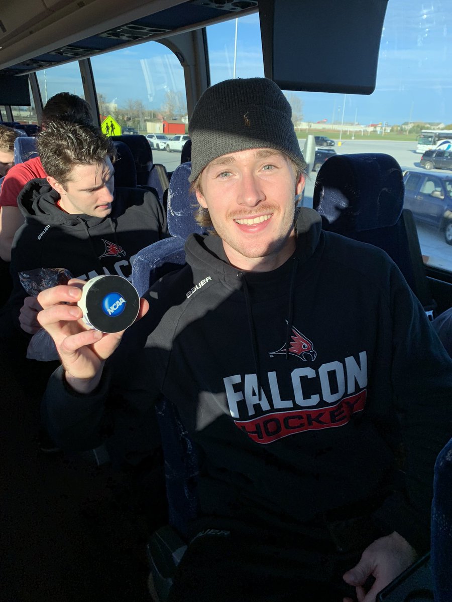 UWRFMensHockey's tweet photo. #FalconFirsts! Congrats to Alex Davis, Noah Ganske, and Josh Martin on scoring their first NCAA goals!

@NoahGanske 
@Josh_Martin05 

#FalconsFlyTogether #FFT https://t.co/LT4Ud3N44i