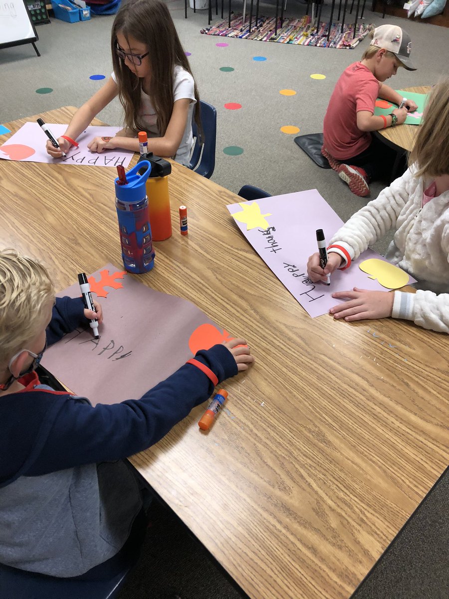 MrsHigginsAES's tweet photo. This past Friday in house huddle our students made Thanksgiving placemats for our latest service project.
#ActonFam #KindnessMatters https://t.co/It2VWAXUA2