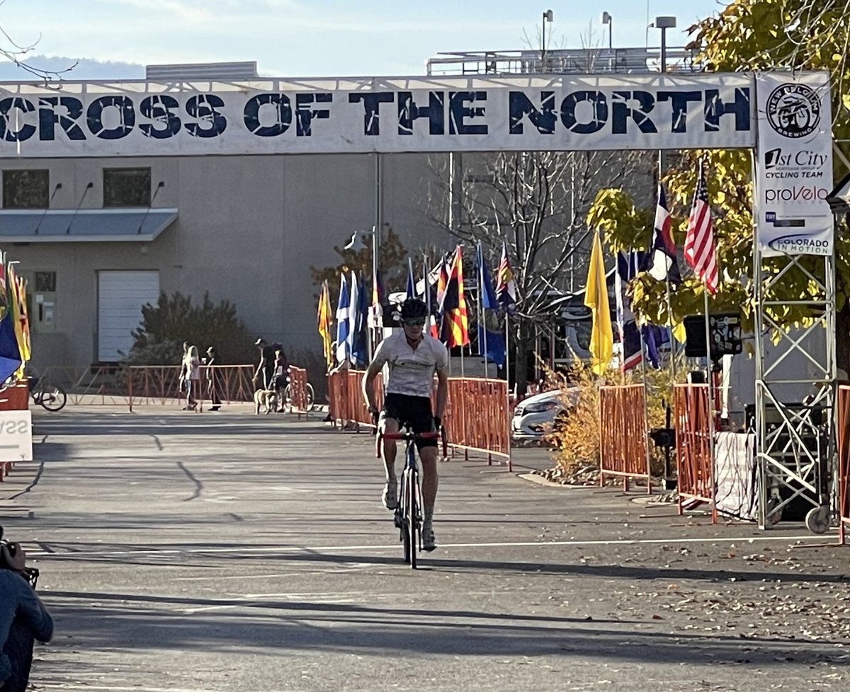 Grant Elwood takes the pro victory at Cross of the North. We’ll be back tomorrow for great weather and racing. Join us! bikereg.com/2021cotn
