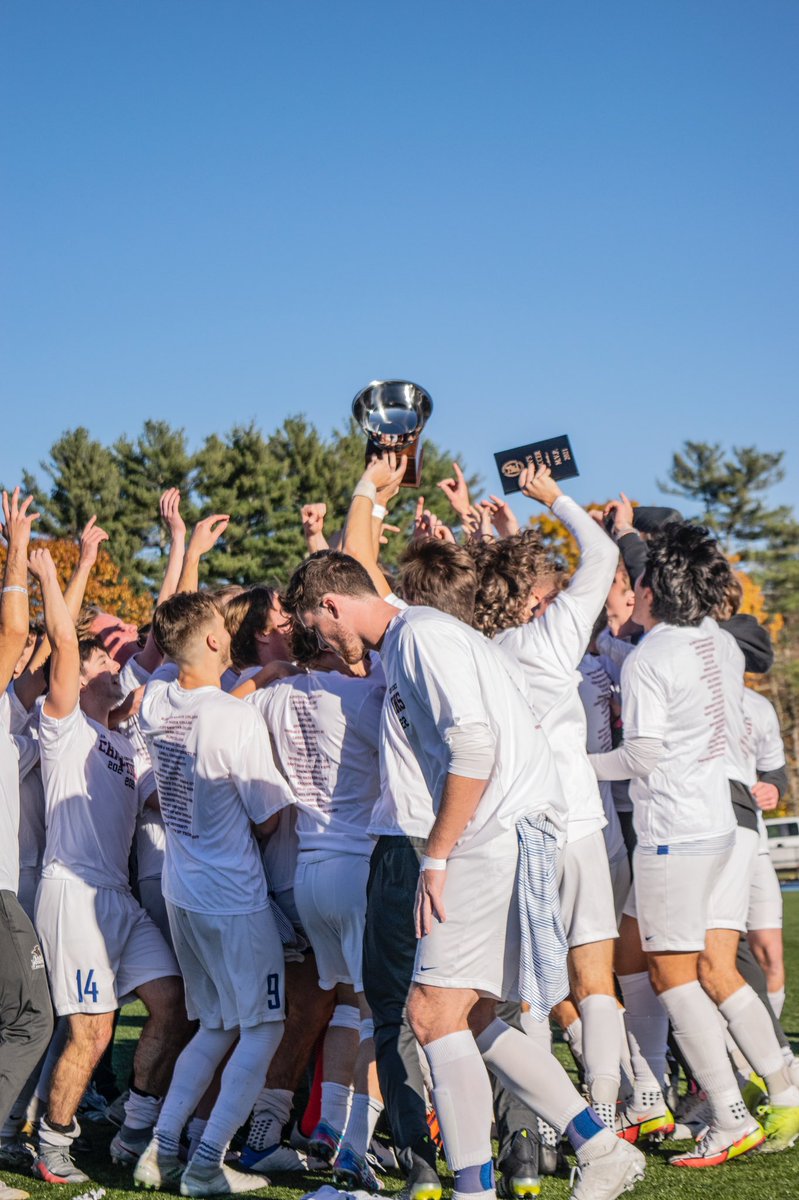 SJCmonks's tweet photo. Can you say GNAC Champs?! 🏆 

📸: Brian Berthiaume’24 https://t.co/sAIgjNEn2d