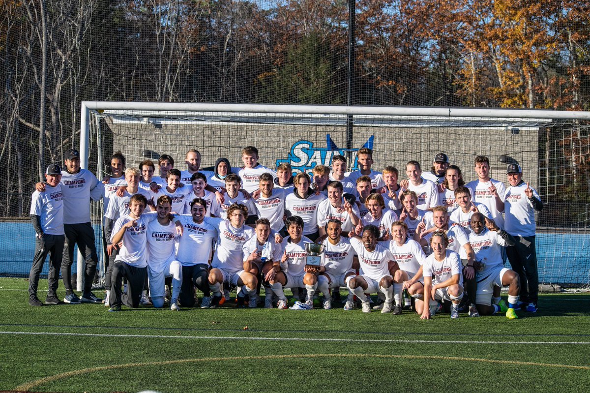 SJCmonks's tweet photo. Can you say GNAC Champs?! 🏆 

📸: Brian Berthiaume’24 https://t.co/sAIgjNEn2d